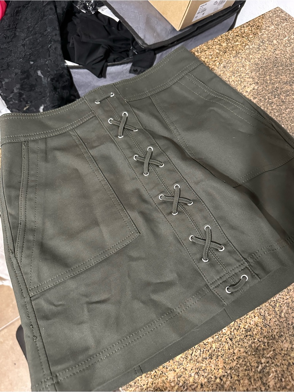 EXPRESS MINI SKIRT
